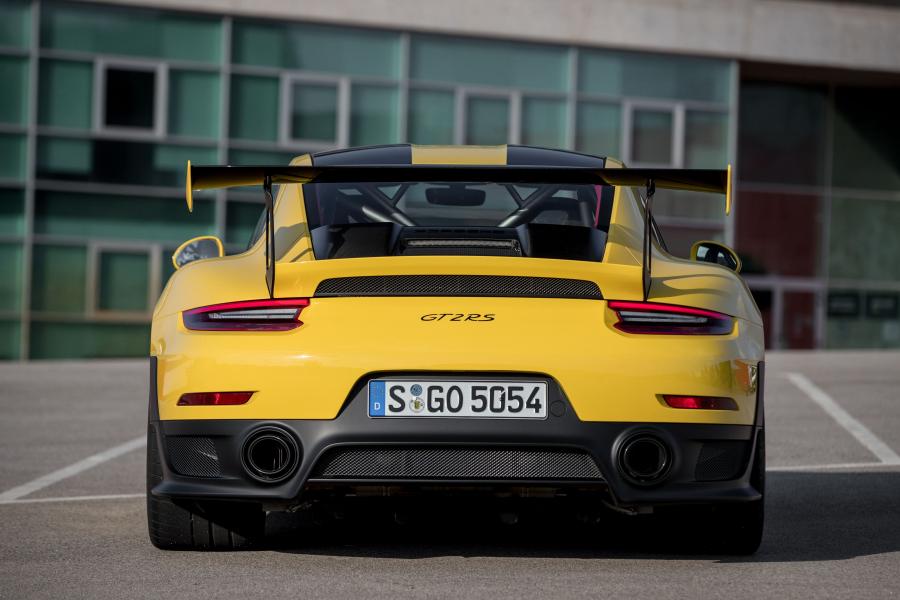  Porsche 911 GT2 RS (991) 2017 года  (WW) (фото 31 из 93)